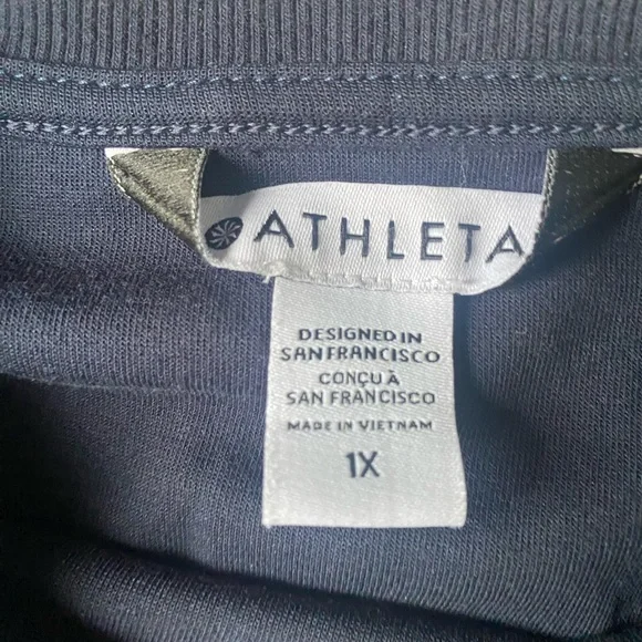 🎁Athleta Top - Picture 4 of 4